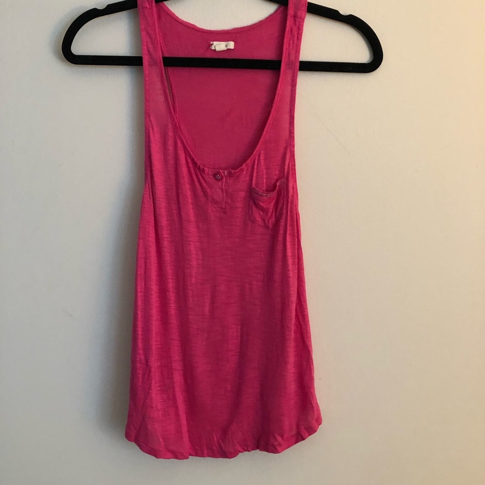 aerie hot pink tank top.